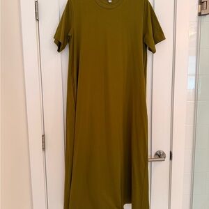 Uniqlo AIRism COTTON SHORT SLEEVE T-SHIRT DRESS in Olive